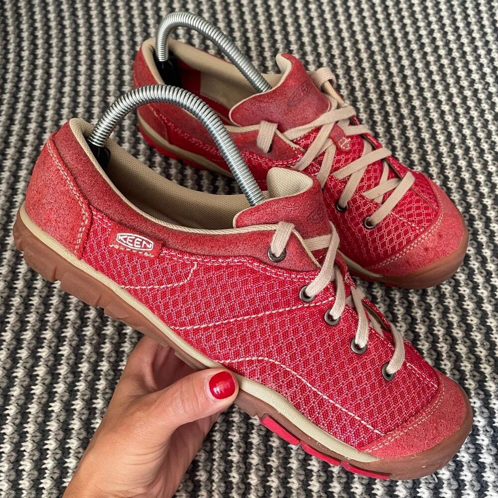 Keen Mercer Lace II CNX casual red sneakers Women’s shoe size 10